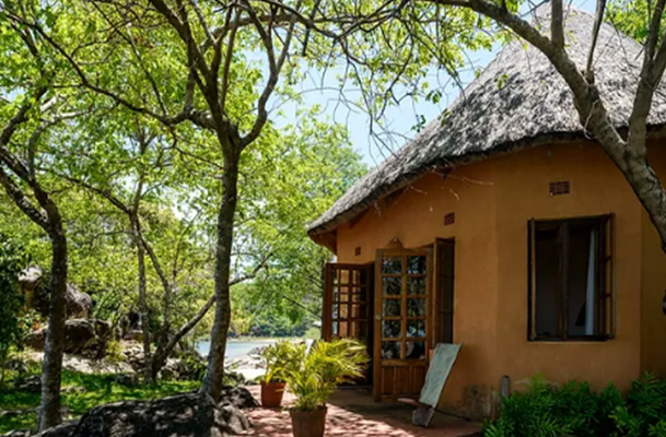 Makuzi Beach Lodge