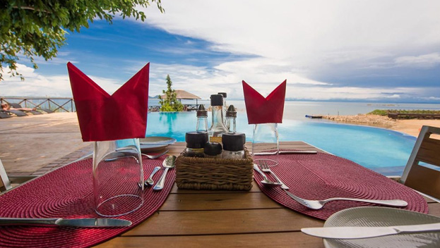Blue Zebra Island Lodge