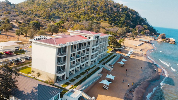 Sunbird Water Front Hotel 
