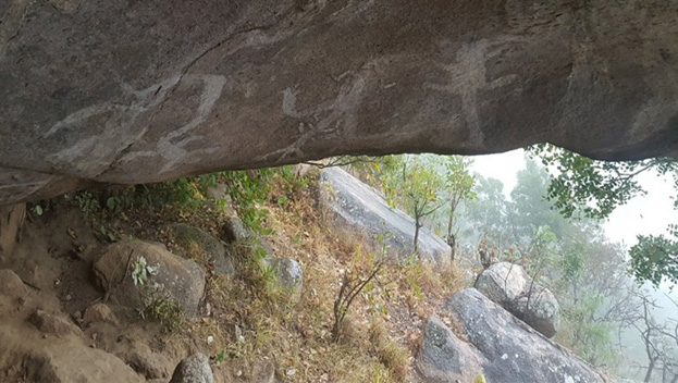 Visit Chongoni Rock Painting